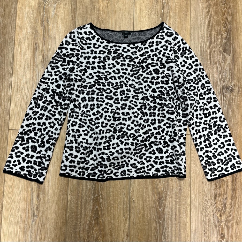 Ann Taylor Factory Leopard Animal Print Knit Long Sleeve Boat Neck Sweaer